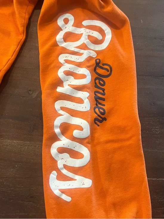 NFL Orange Ladies Joggers with White Accents - Size Medium - Picture 4 of 6